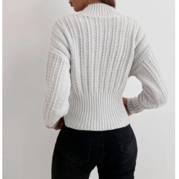 Cozy V neck wrap sweater - Picture 10 of 15